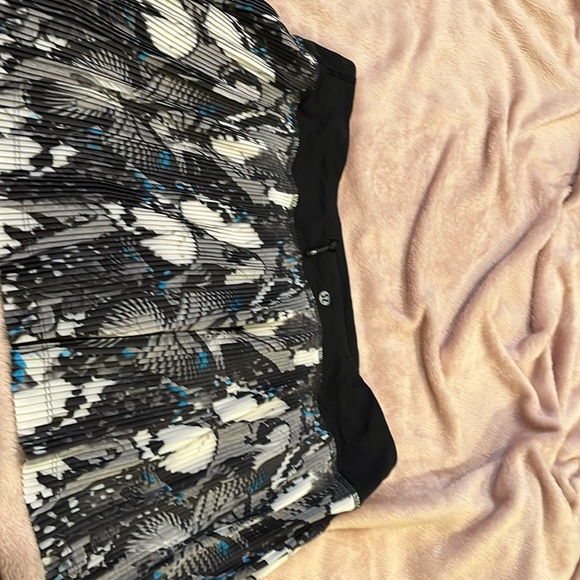 Lululemon Biggie so Fly - Picture 2 of 2